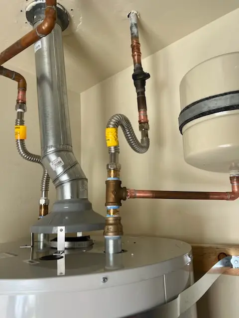 Water heater installation and plumbing repair in Table Mesa North